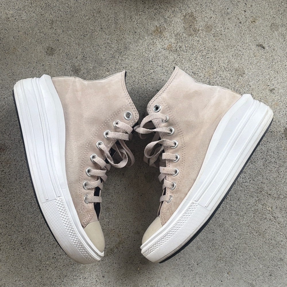 Platform High-Top Suede Sneakers in Light Beige and White